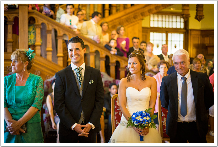 fotografos-bodas-santander-marian-moi-novios-ceremonia