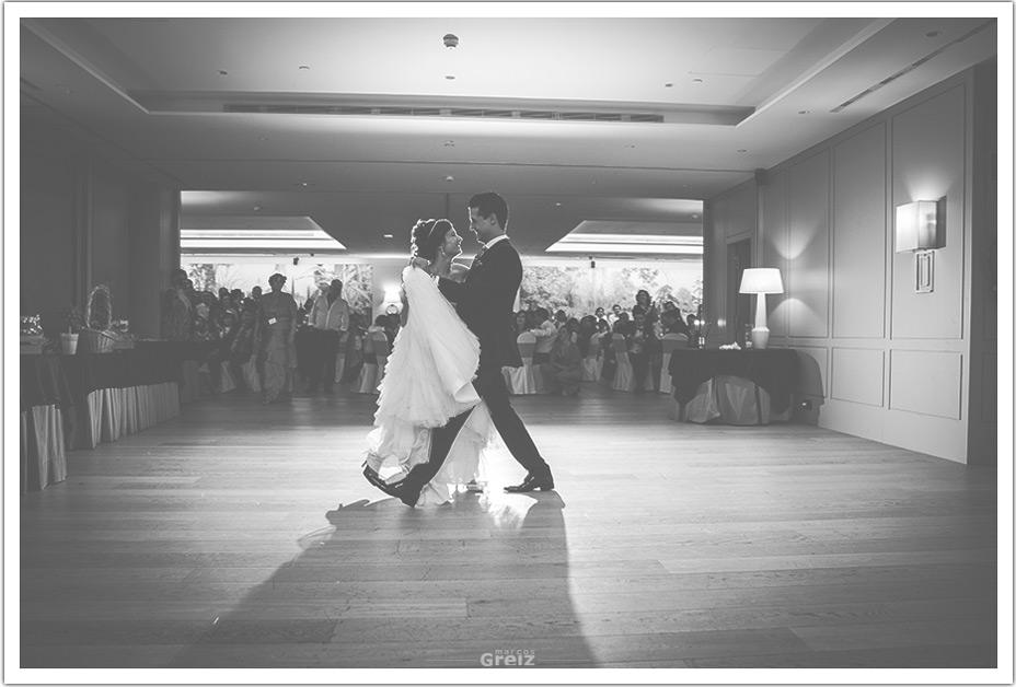 fotografos-bodas-santander-marian-moi-paso-baile