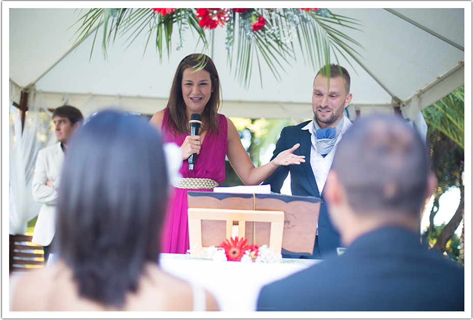 fotografos-bodas-cantabria-byr-ceremonia-amigos