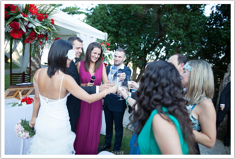 fotografos-bodas-cantabria-byr-ceremonia-brindis