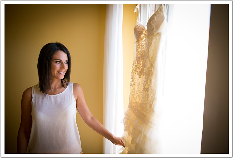 fotografos-bodas-cantabria-byr-mirar-vestido