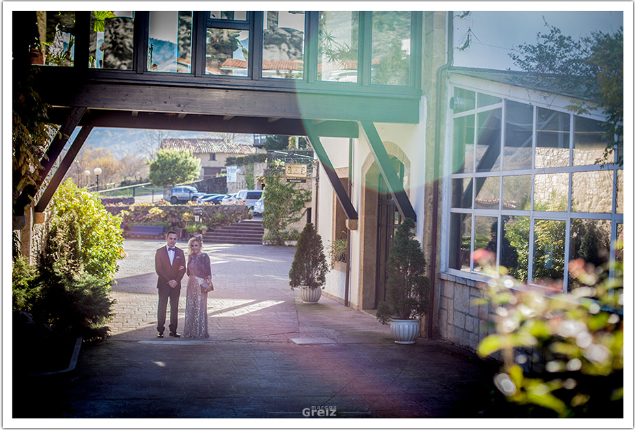 fotografo-bodas-cantabria-cimiano-manueles-entrada-ceremonia