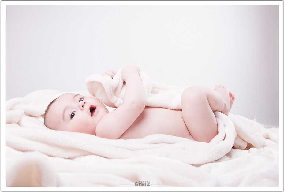 fotografo-bebes-santander-cantabria-lucas-desnudo