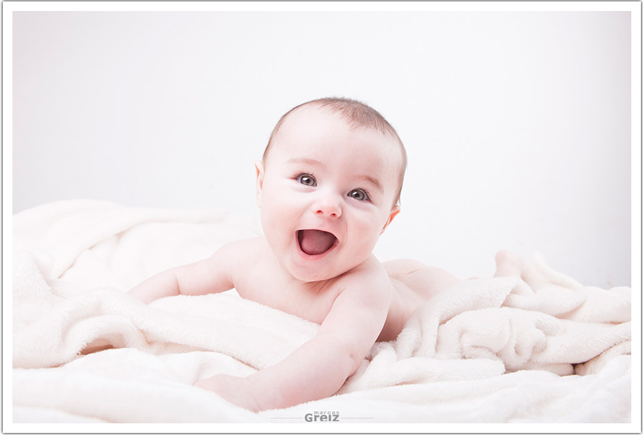 fotografo-bebes-santander-cantabria-lucas-risas