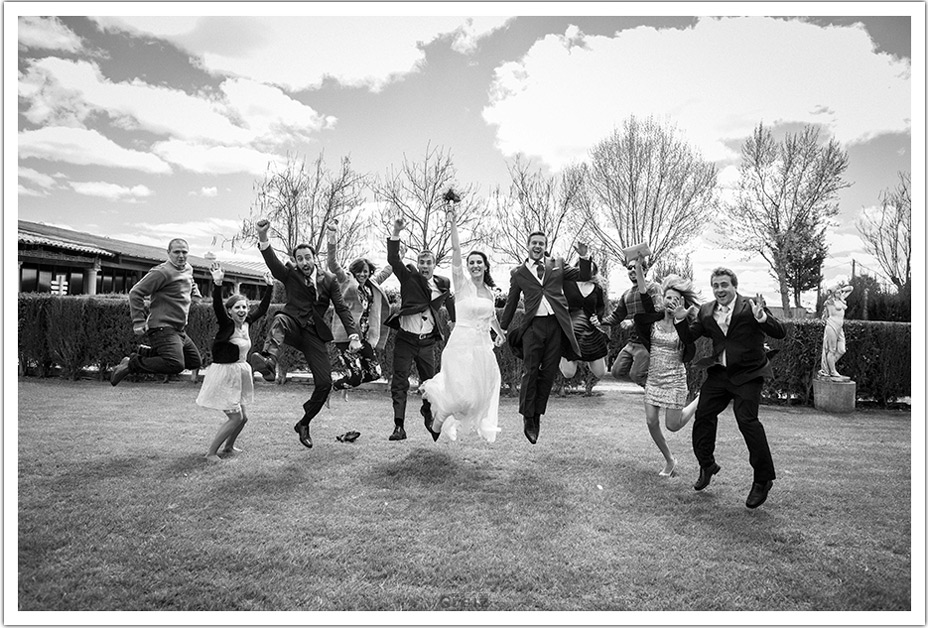 fotografos-boda-valladolid-marcos-greiz-salto