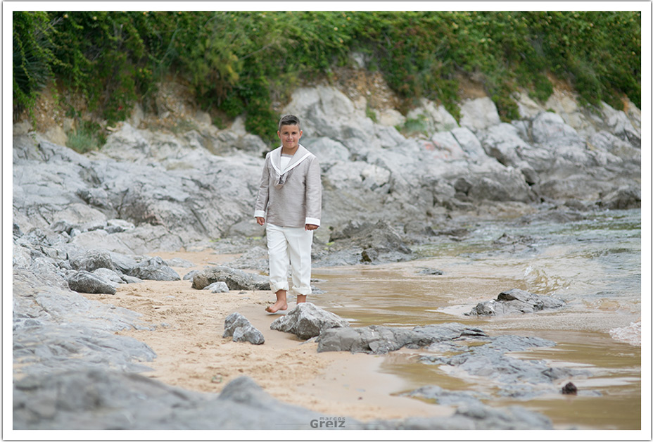 fotografos-comunion-santander-cantabria-angel-playa-mar