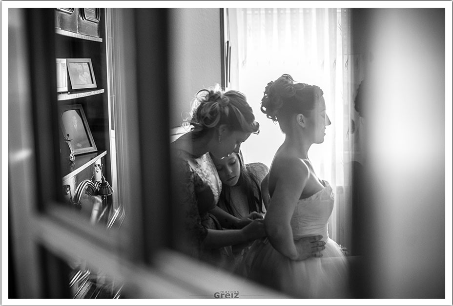 fotografos-bodas-santander-rya-novia-vestida