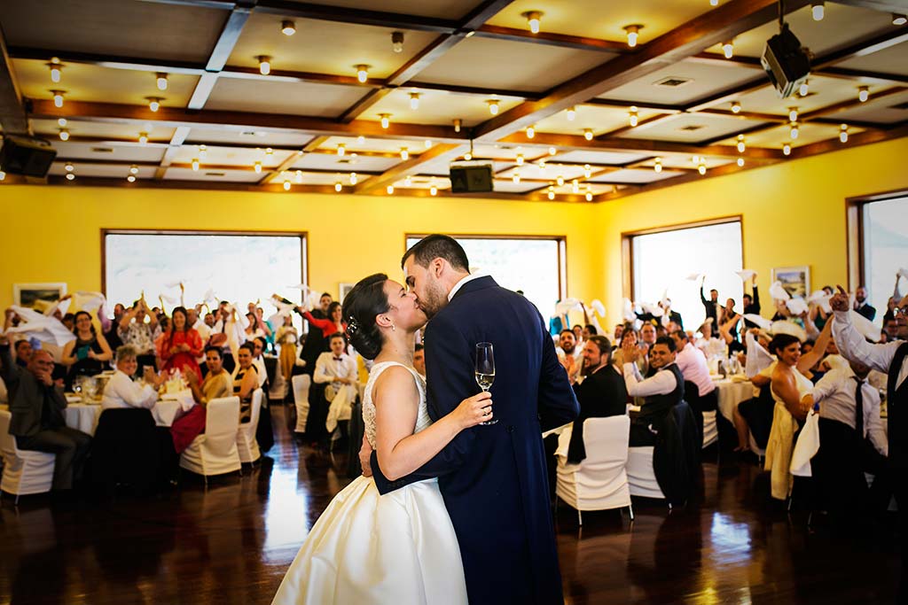 fotografo bodas Laredo Cantabria brindis