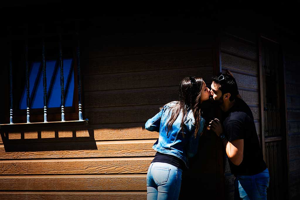 fotografo de bodas preboda liencres isa asier besito