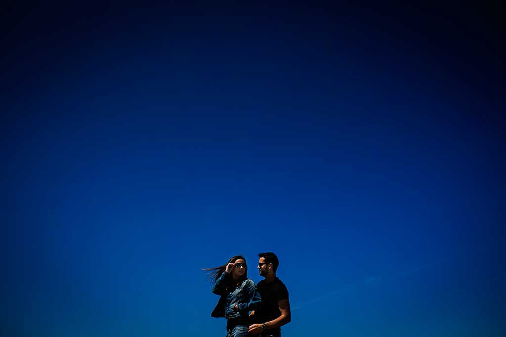 fotografo de bodas preboda liencres isa asier pareja