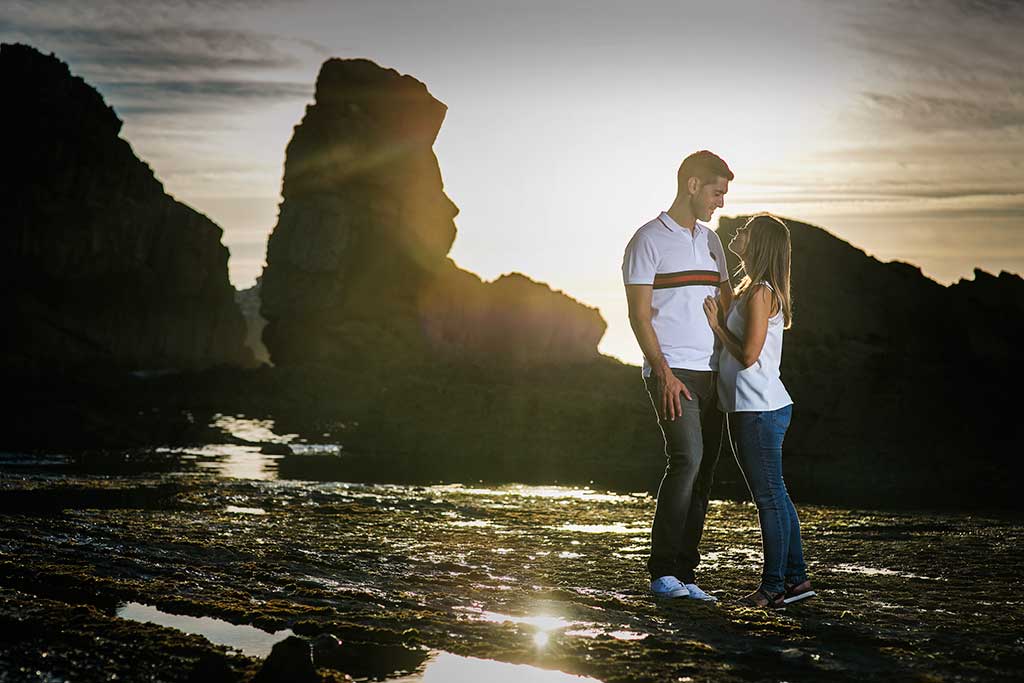 fotógrafo de bodas Cantabria preboda Mario y Carla atardecer con amor