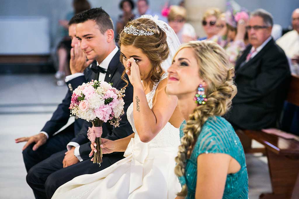 fotografo bodas Cantabria Andrea y Samuel novia llorando