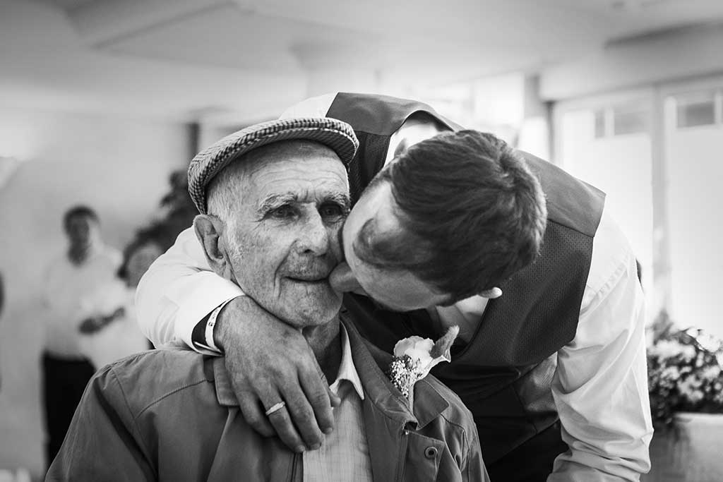 fotógrafo de bodas Cantabria Sara y Luis abuelo