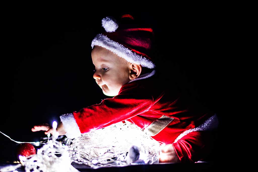 fotos de bebes navidad Marcos Greiz Enzo luces y bolas