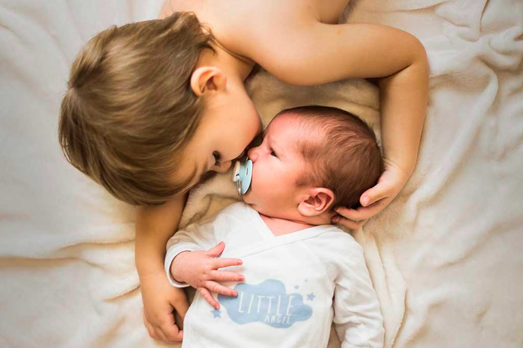 fotos de bebes recien nacido enzo beso