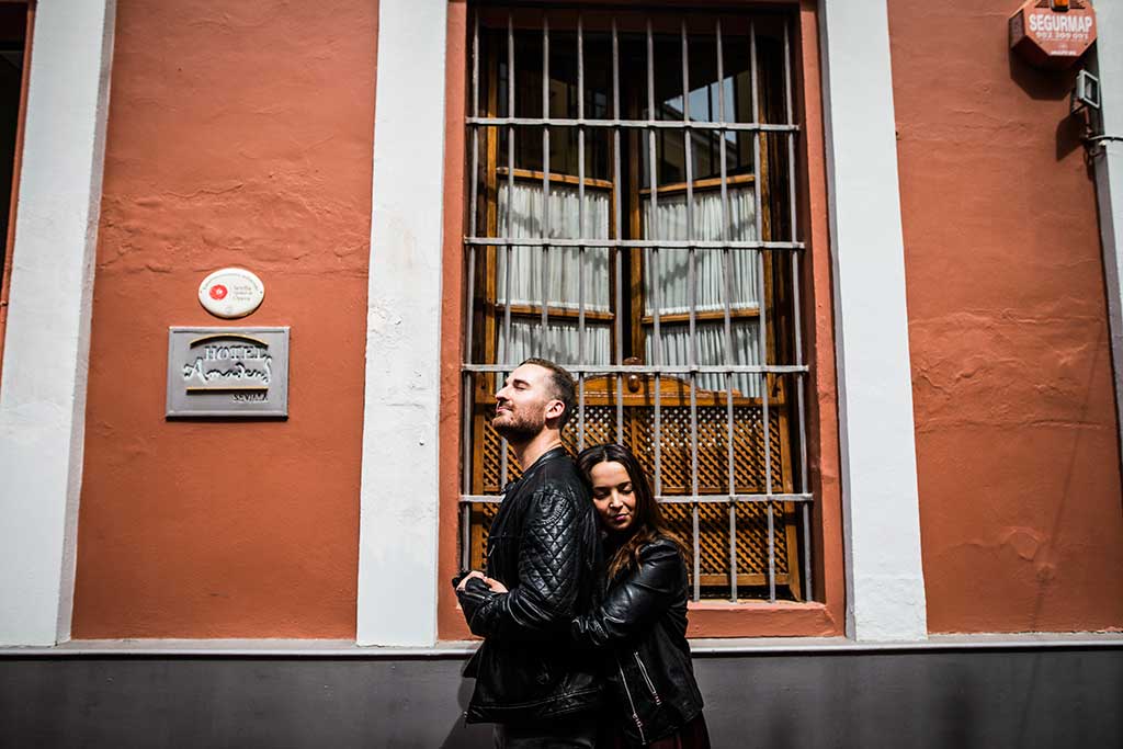 Fotógrafo de bodas Sevilla Marcos Greiz abrazos