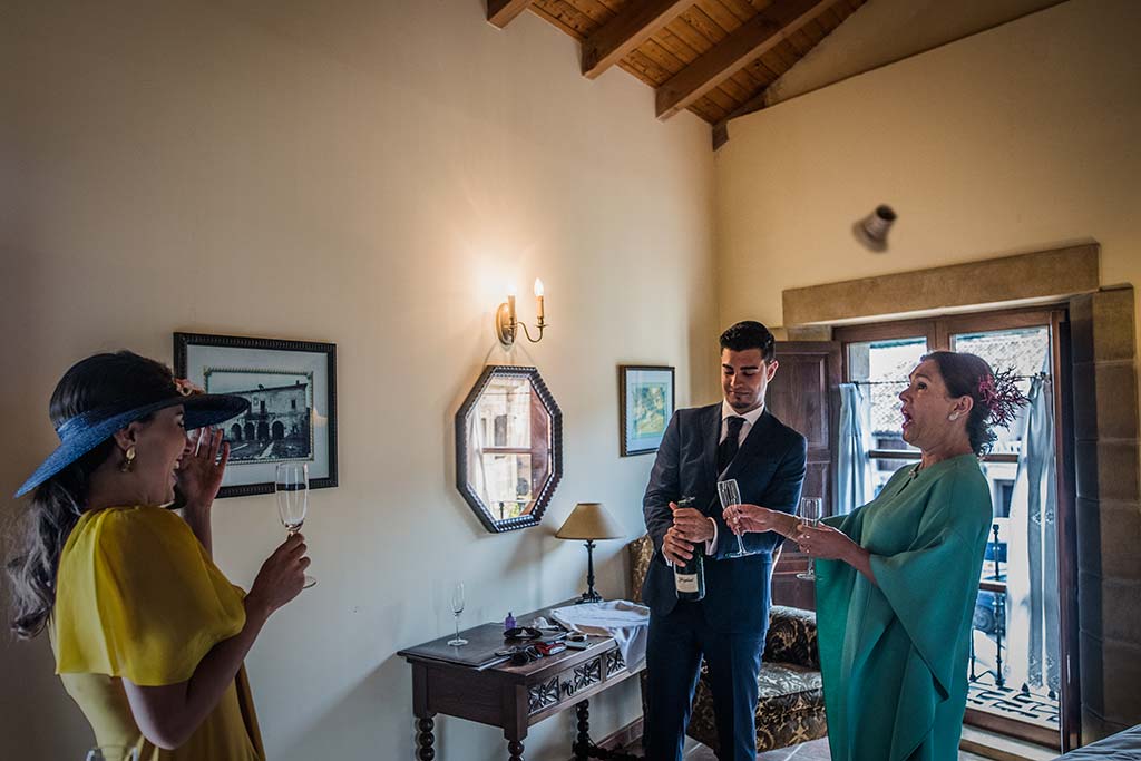 Fotógrafo de bodas Cantabria Marcos Greiz Rebeca y Pablo corcho