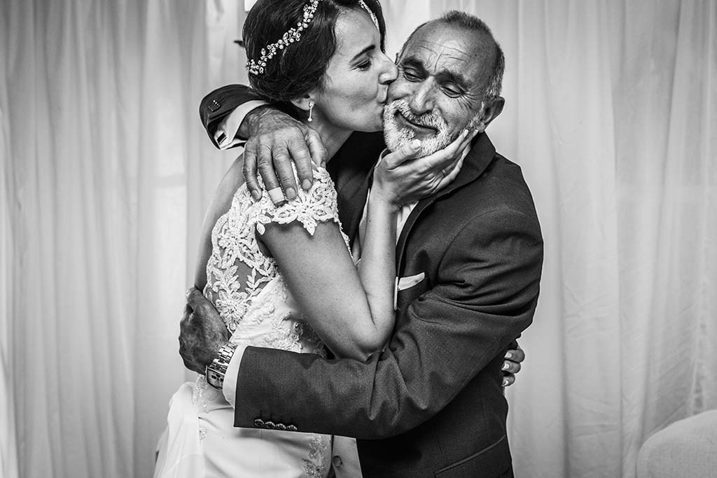 Fotógrafo de bodas Cantabria Marcos Greiz Rebeca y Pablo emocion padrino