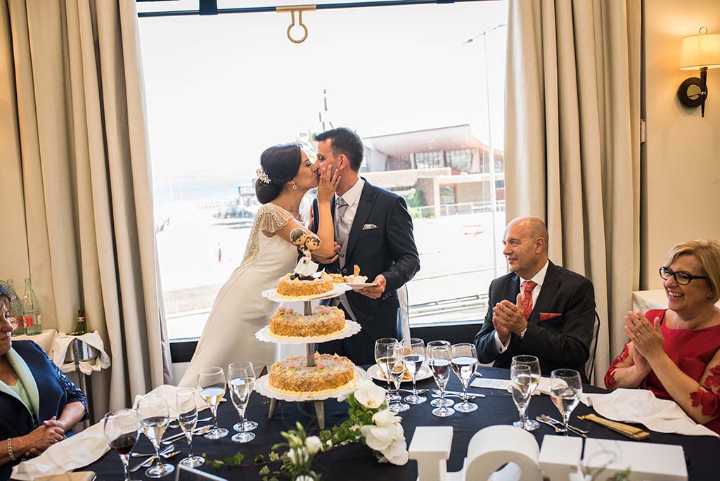 fotografo de bodas Santander Marcos-Greiz Cecilia y Saúl tarta