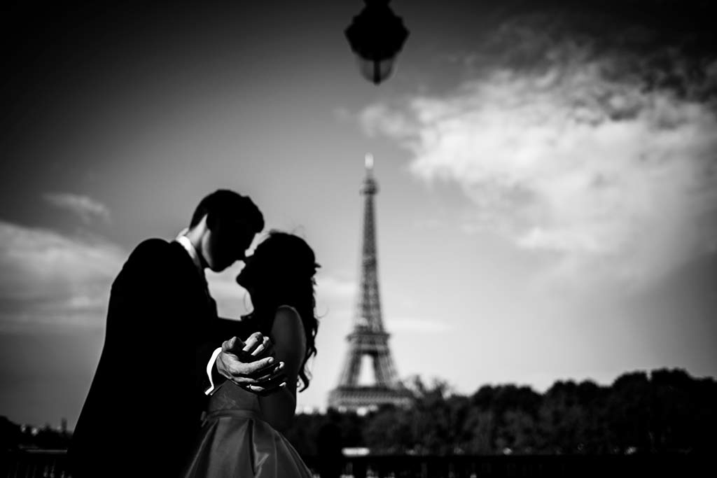 fotografo bodas Santander Magy Ivan besos Paris