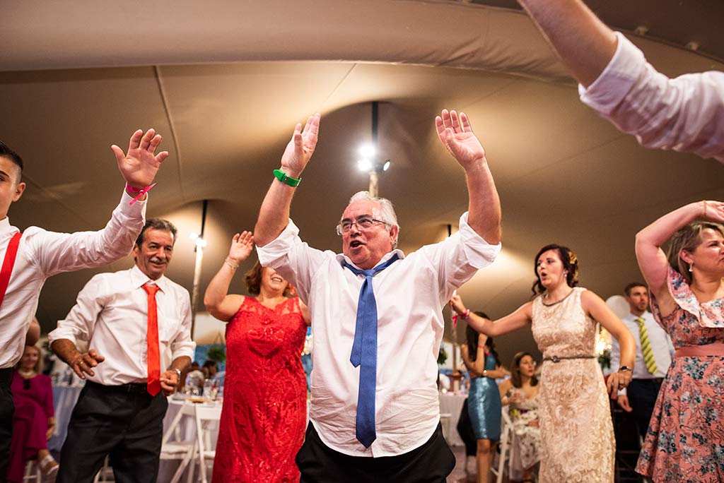 fotógrafo de bodas Cantabria Ana y Mario invitado fiesta