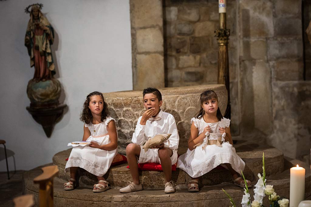 fotógrafo de bodas Cantabria Ana y Mario niños