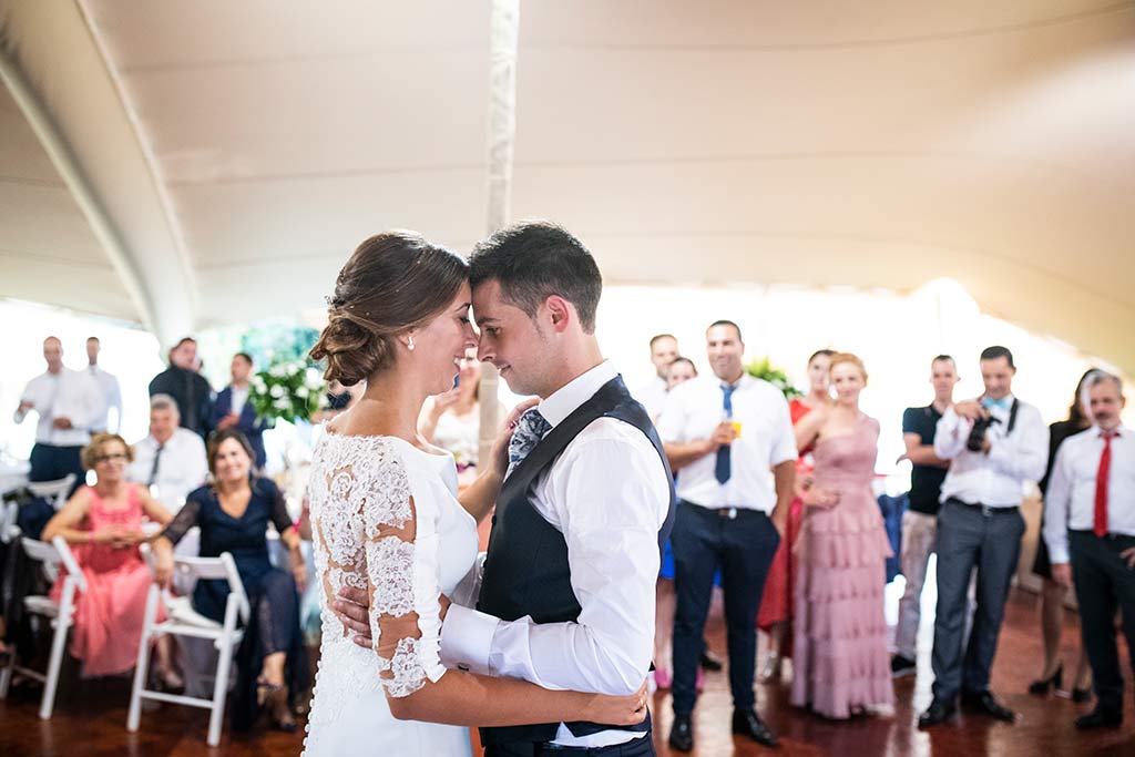 fotógrafo de bodas Cantabria Ana y Mario primer baile