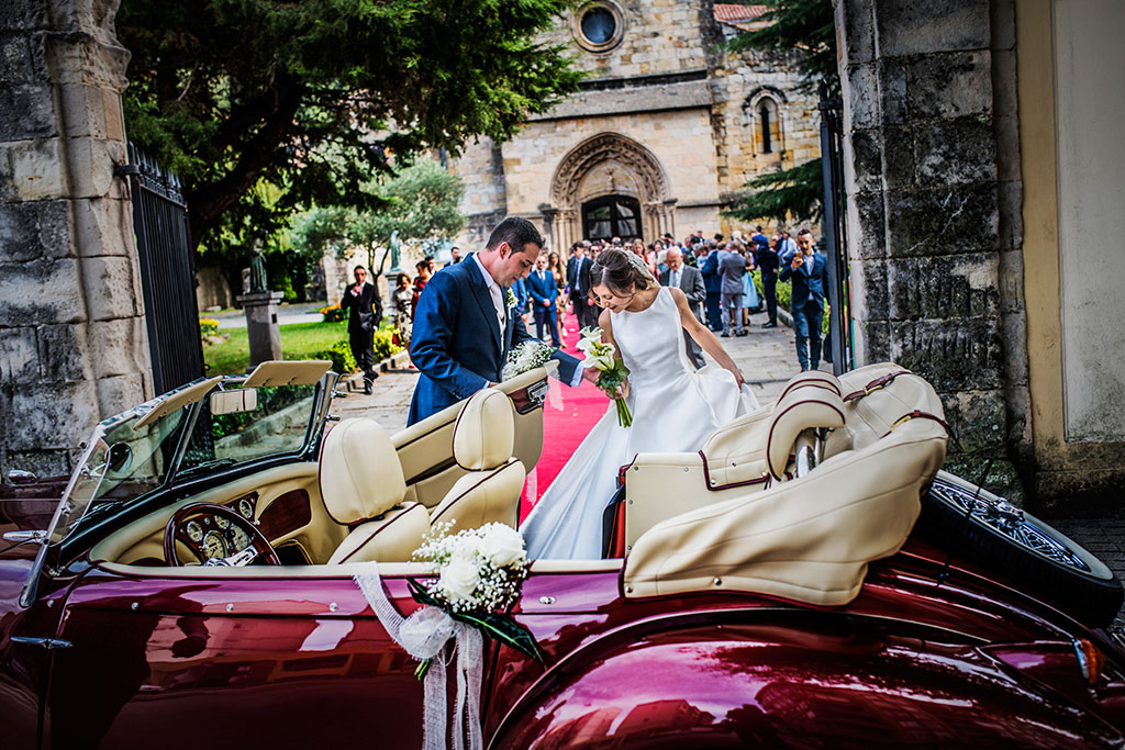 fotografo de bodas Cantabria Nati Isma coche