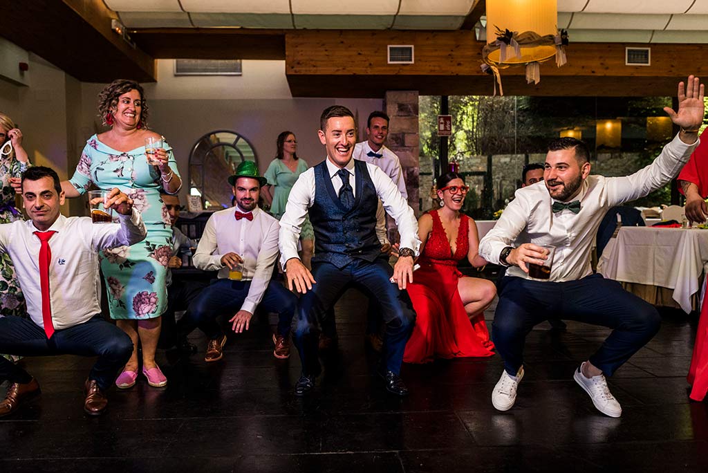 Fotógrafo de bodas Cantabria Marcos Greiz, Katia y Sergio abajo