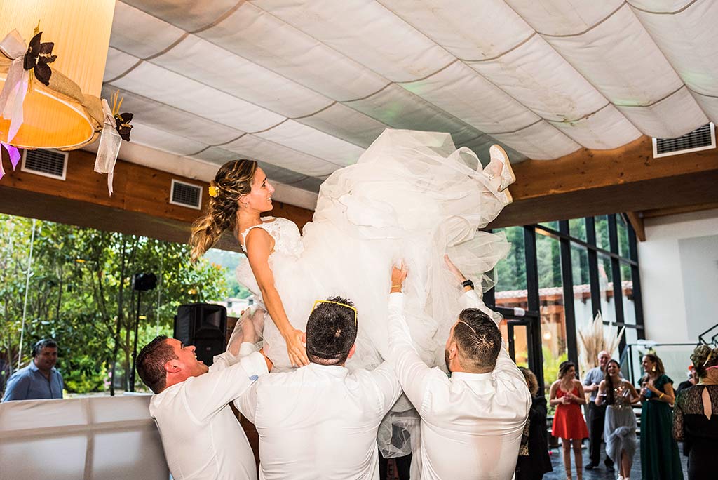 Fotógrafo de bodas Cantabria Marcos Greiz, Katia y Sergio manteo novia