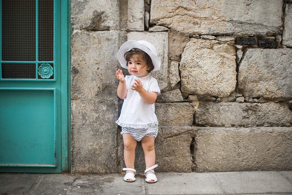 fotos de niños Santander Marcos Greiz Lia sombrero