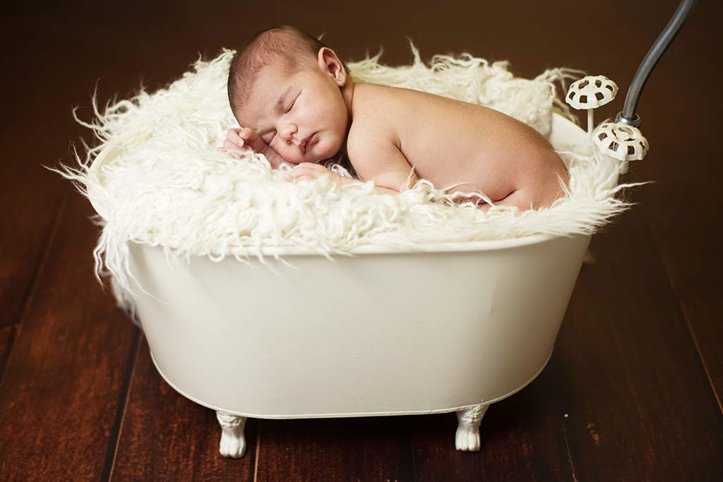 fotos de bebes newborn Marcos Greiz Martina bañera
