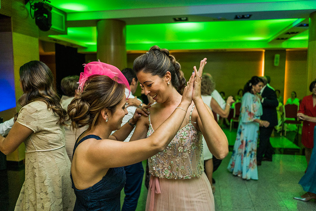 fotógrafo de bodas Santander Blanca y Fran fiesta