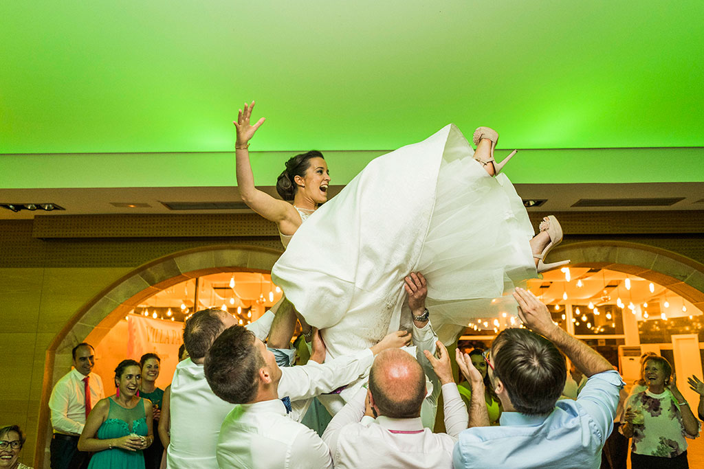 fotógrafo de bodas Santander Blanca y Fran manteo novia