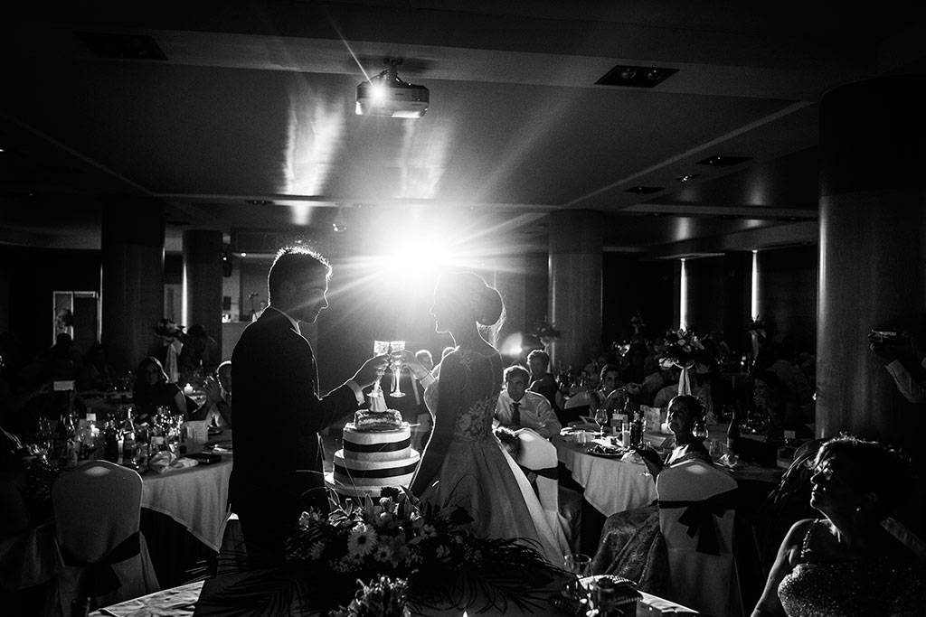 fotógrafo de bodas Santander Blanca y Fran tarta