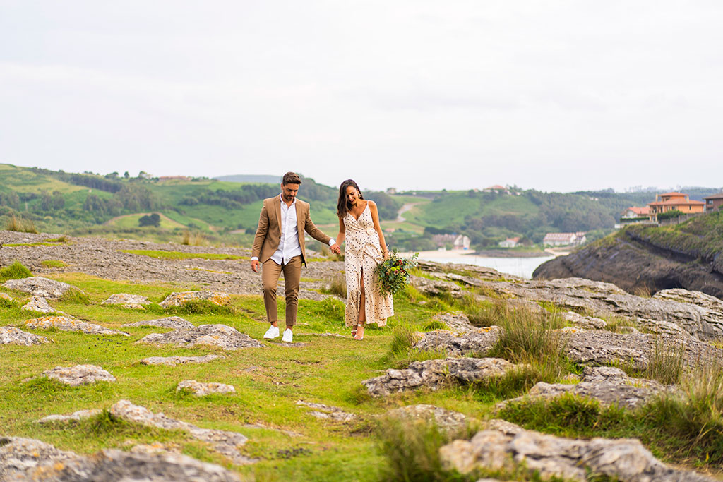 Elopement en Cantabria Marcos Greiz campo