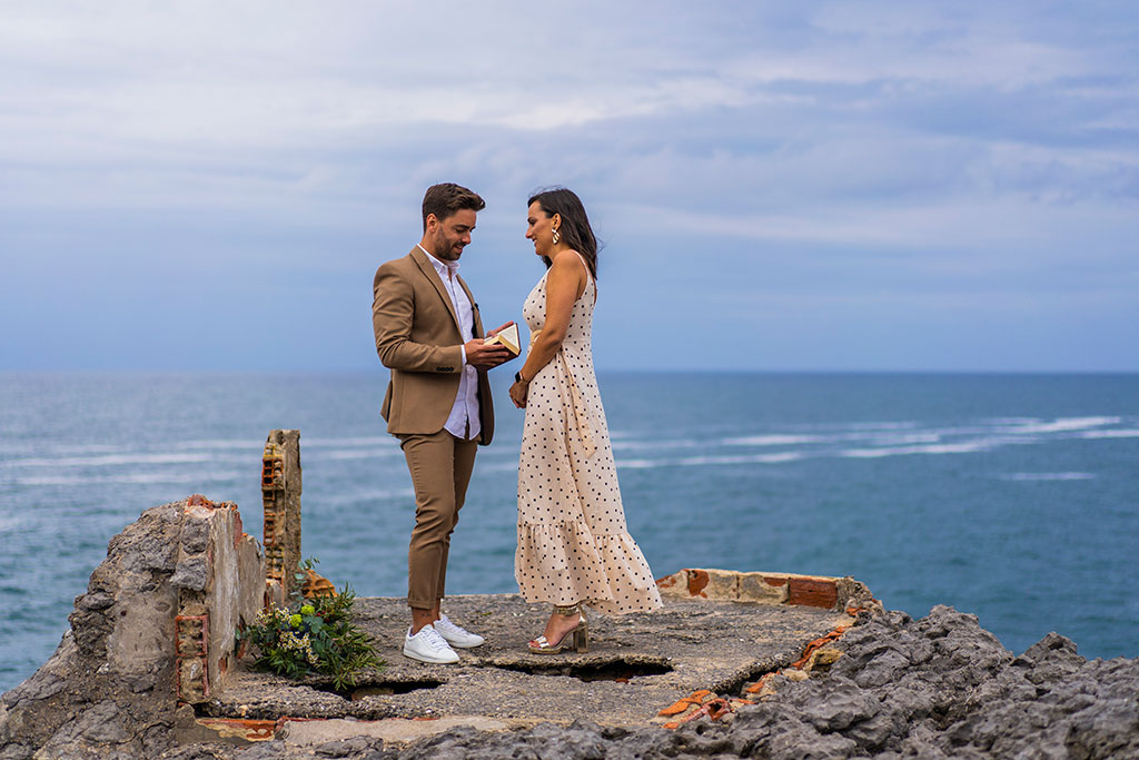 Elopement en Cantabria Marcos Greiz ceremonia