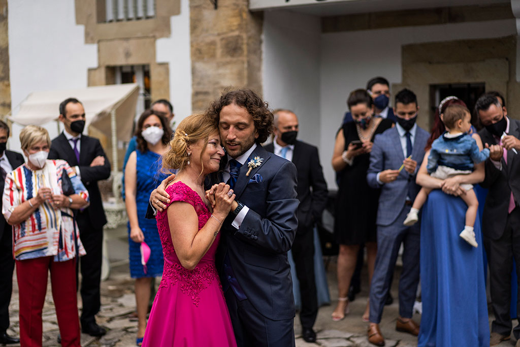 fotografia bodas cantabria marcos greiz syt abrazo mama