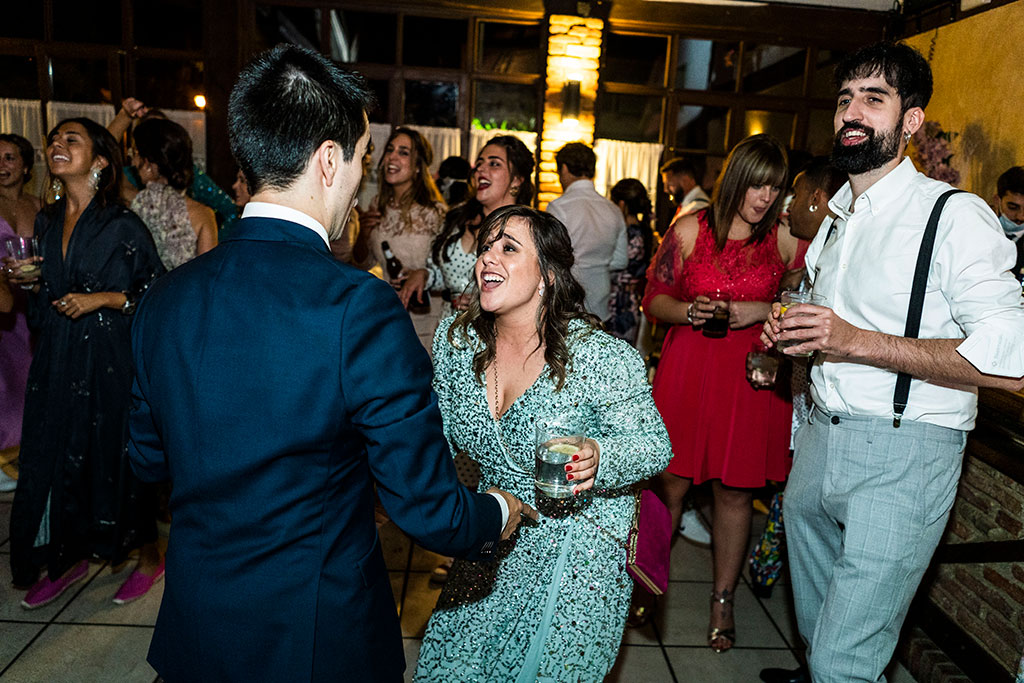 Fotógrafo de bodas Cantabria Marcos Greiz Deva Jorge fiesta