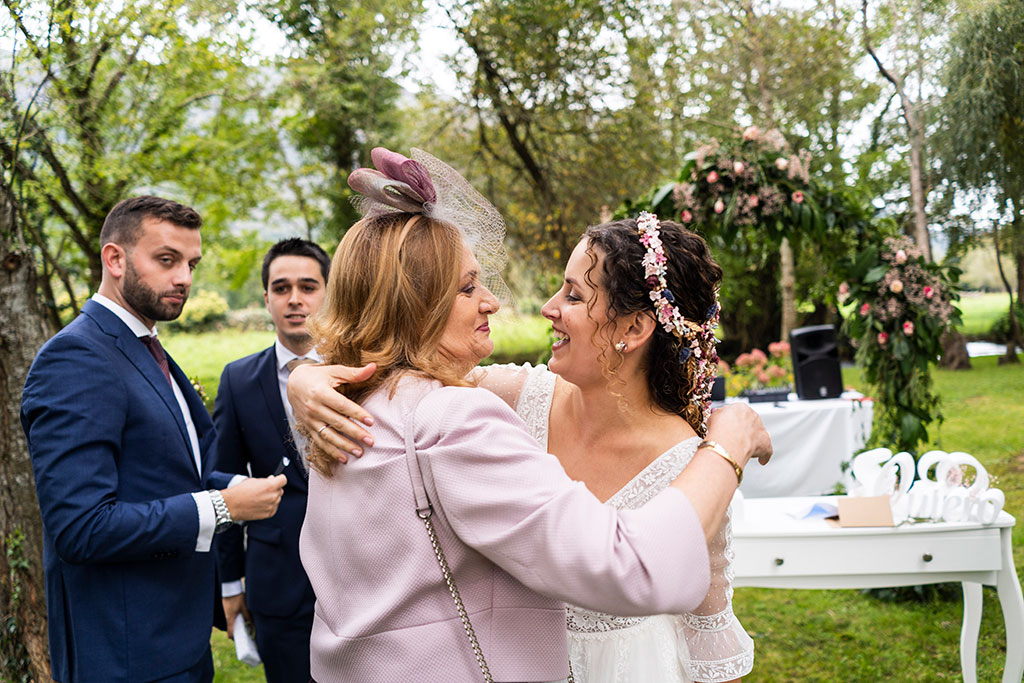 Fotógrafo de bodas Cantabria Marcos Greiz Deva Jorge mama