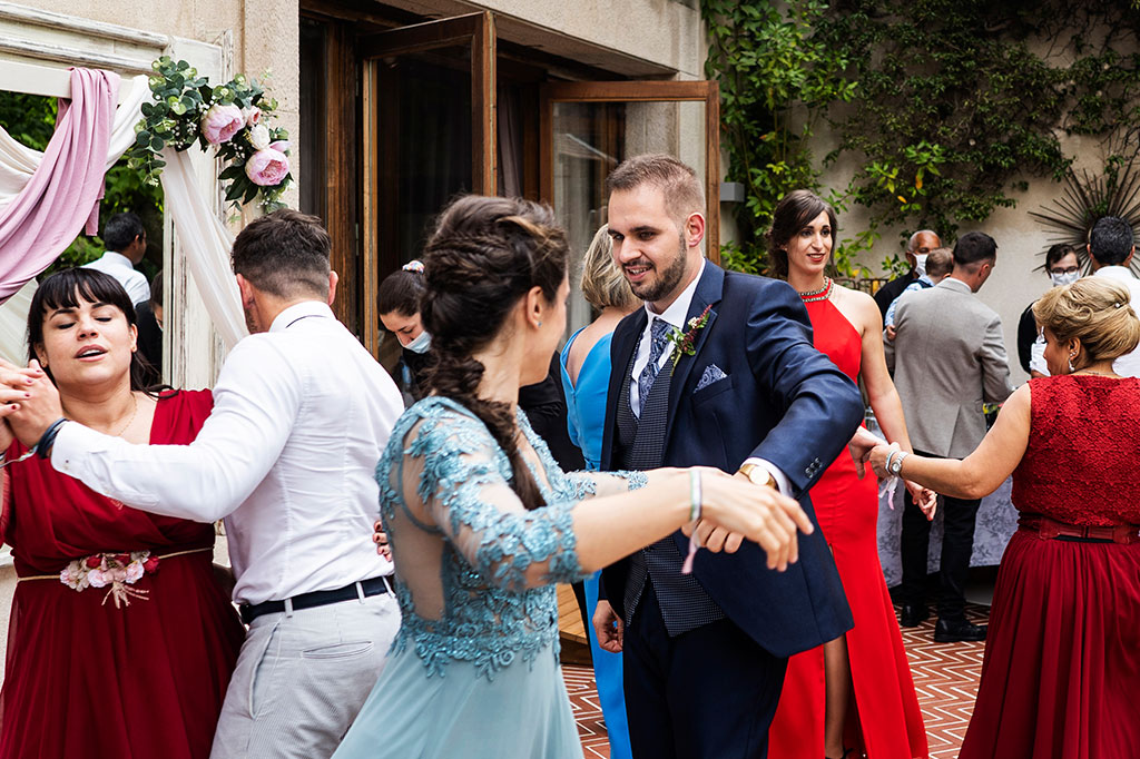 fotografía bodas Santander Cantabria Sara e Ivan fiesta