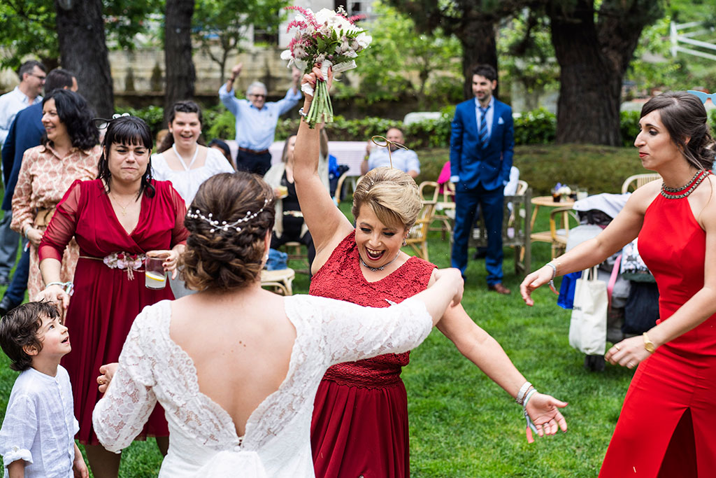 fotografía bodas Santander Cantabria Sara e Ivan ramo lanzar