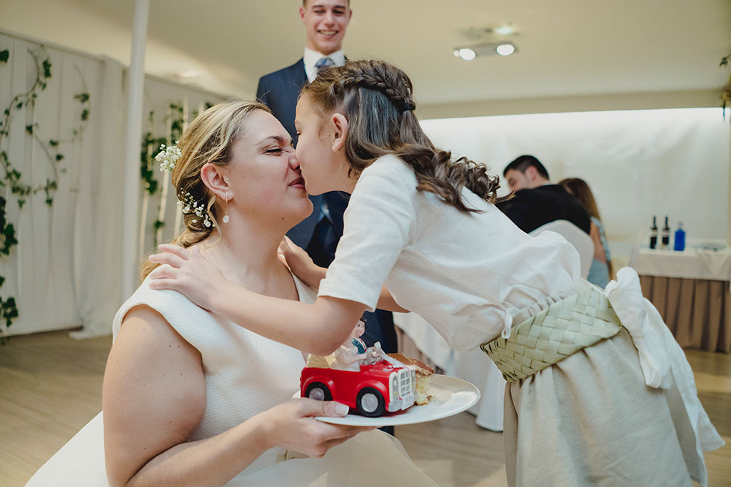 Fotógrafo de boda Cantabria Marcos Greiz tarta