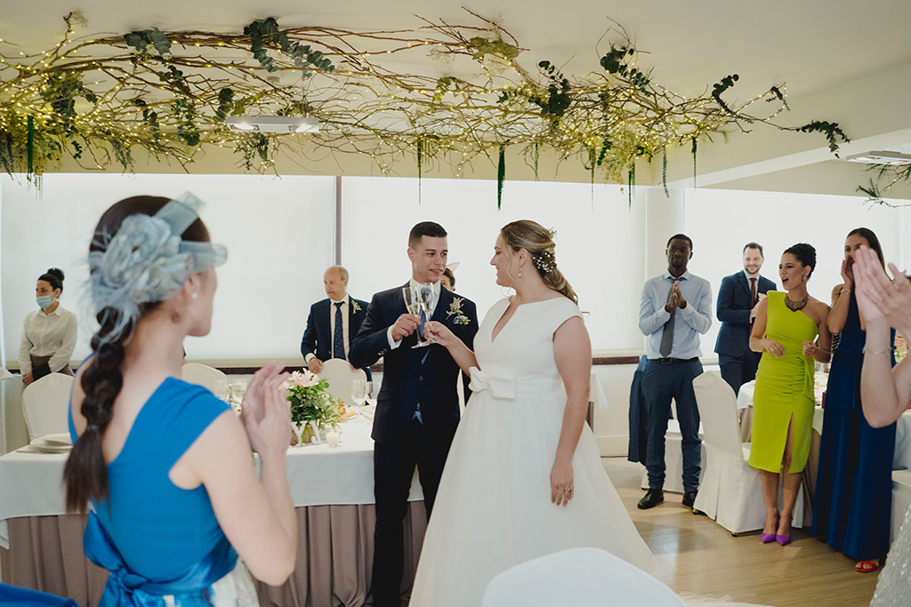 Fotógrafo de boda Cantabria Marcos Greiz brindis