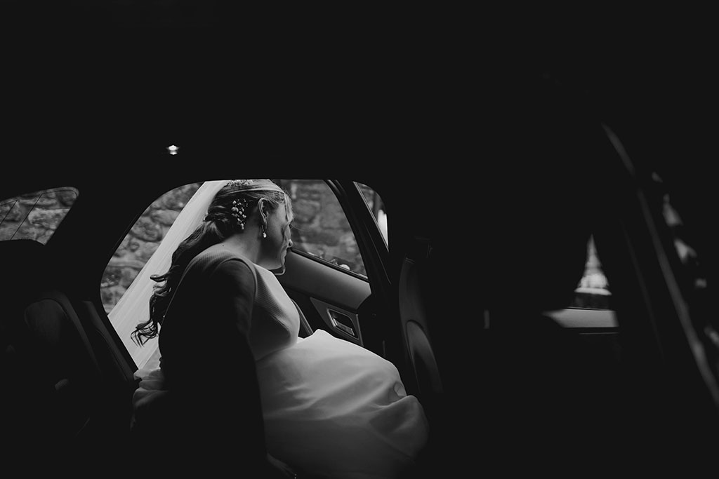 Fotógrafo de boda Cantabria Marcos Greiz coche