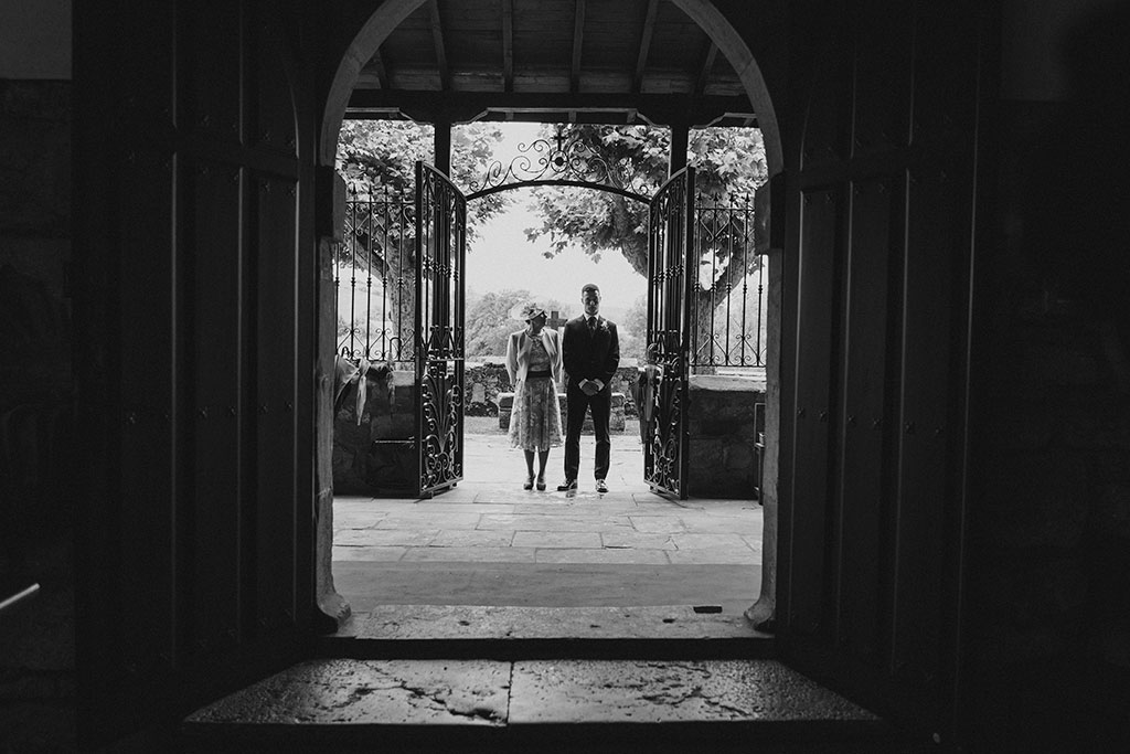 Fotógrafo de boda Cantabria Marcos Greiz entrada novio