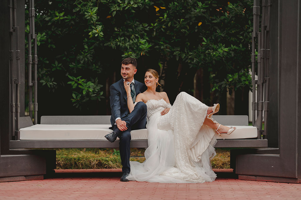 Bodas Cantabria fotógrafo Santander sentados