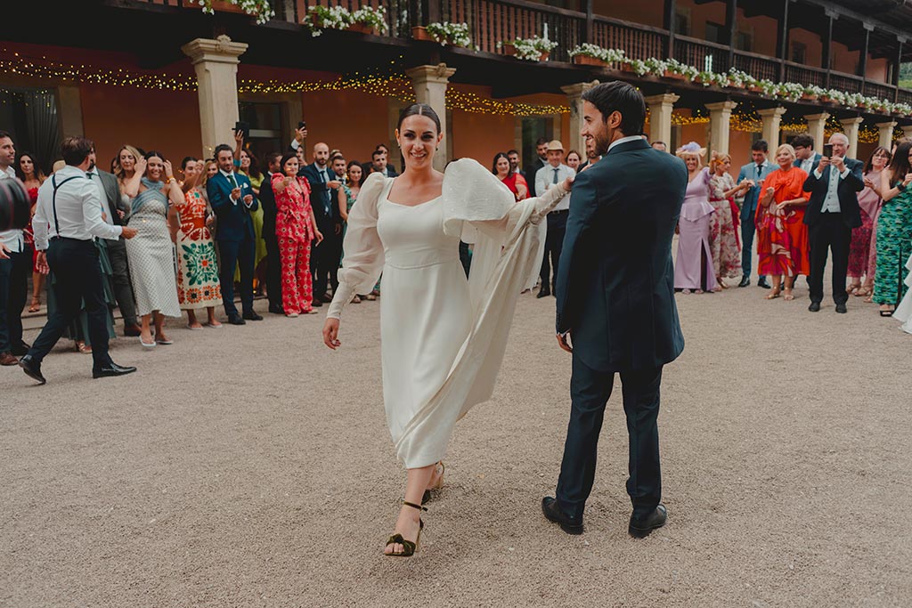 fotografo-bodas-cantabria-casona-fraguas-marcos-greiz-sara-diego-nupcial-baile Fotógrafo de bodas Casona de las Fraguas Marcos Greiz Sara y Diego